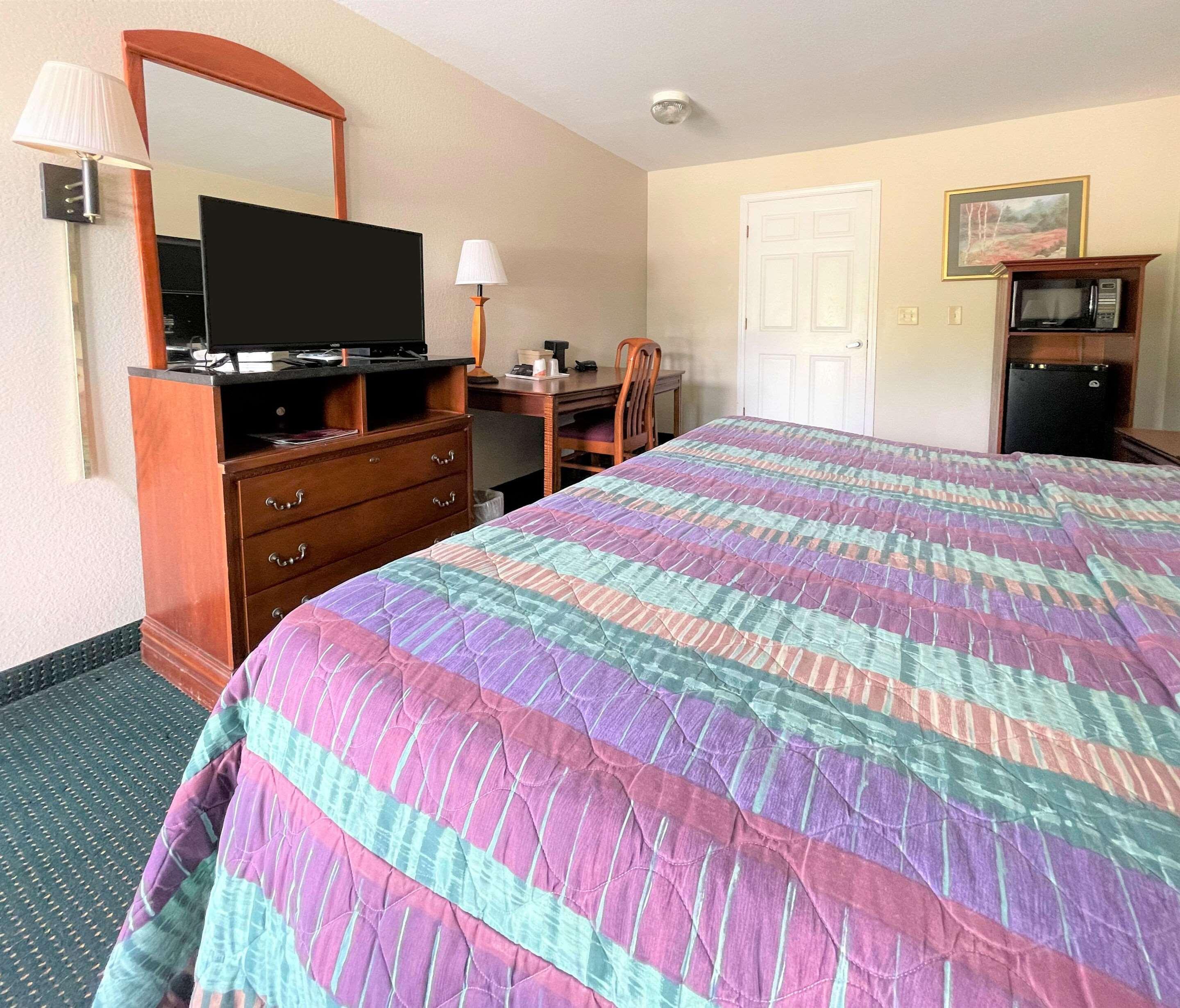 Days Inn Sandersville Εξωτερικό φωτογραφία