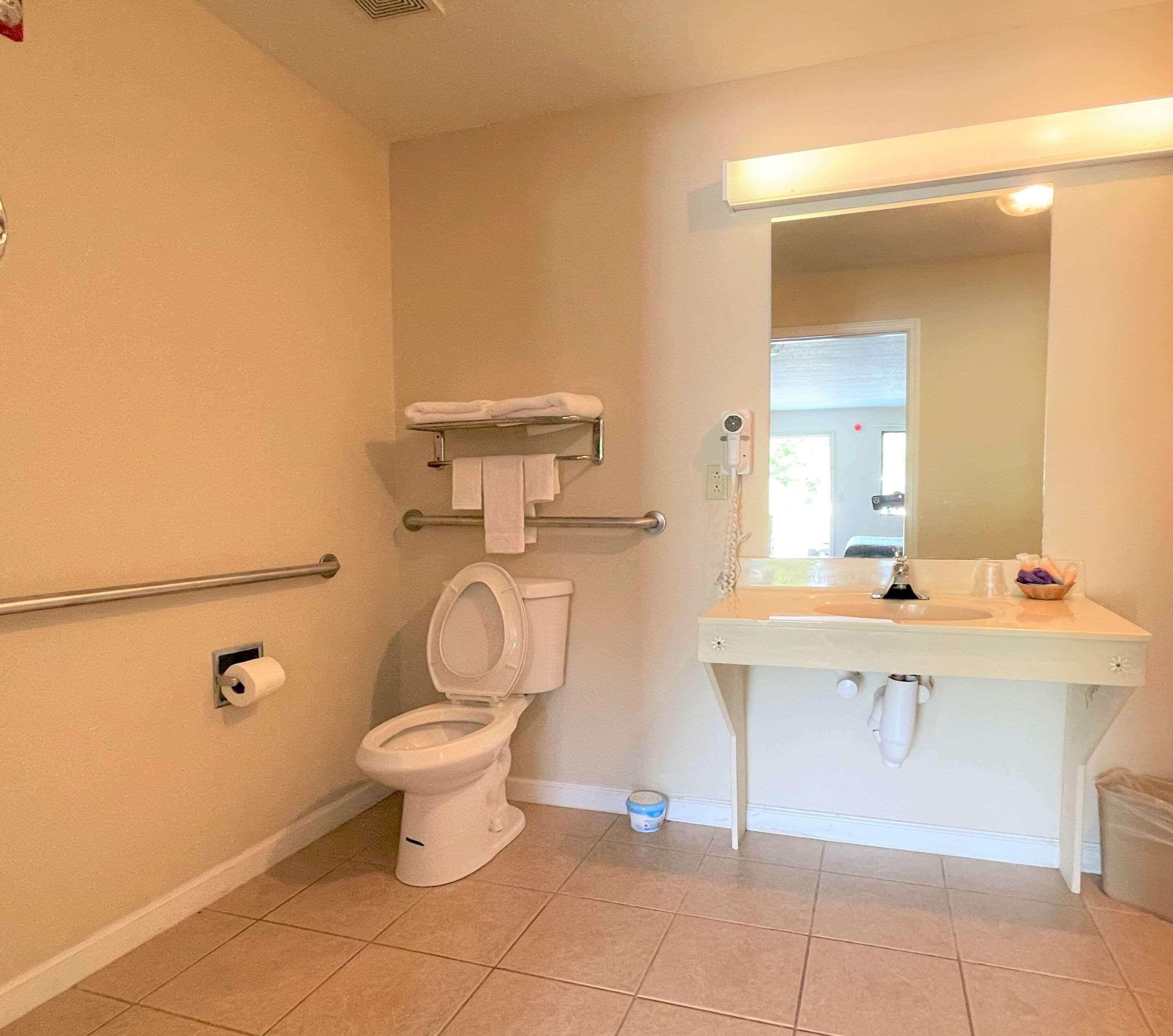 Days Inn Sandersville Εξωτερικό φωτογραφία